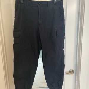 BLACK CARGO PANTS
